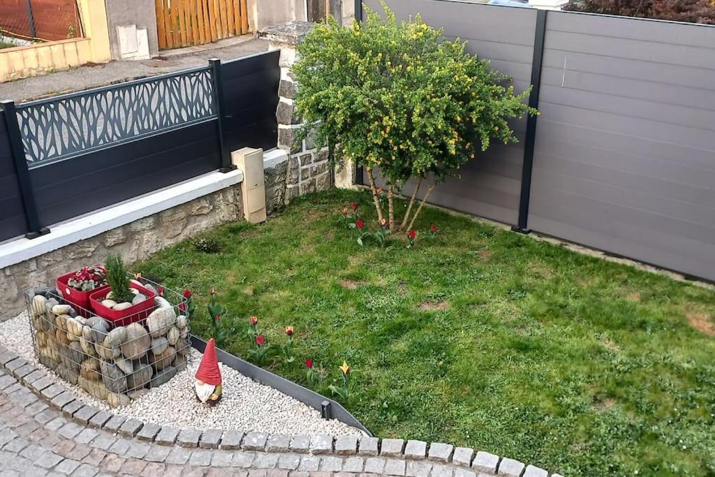 Appartement Dans Villa Pau Exteriör bild